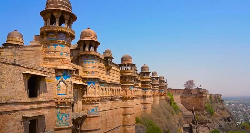 Gwalior City Madhya Pradesh tour by tempo traveller jpg