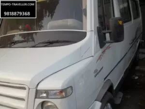 12 seater tempo