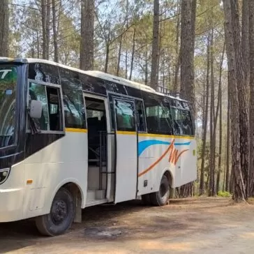 27 Seater volvo bus