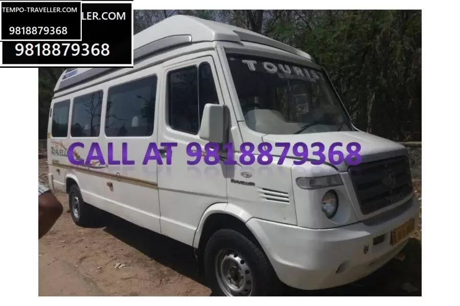 9 seater tempo traveller images 1 900x600 2