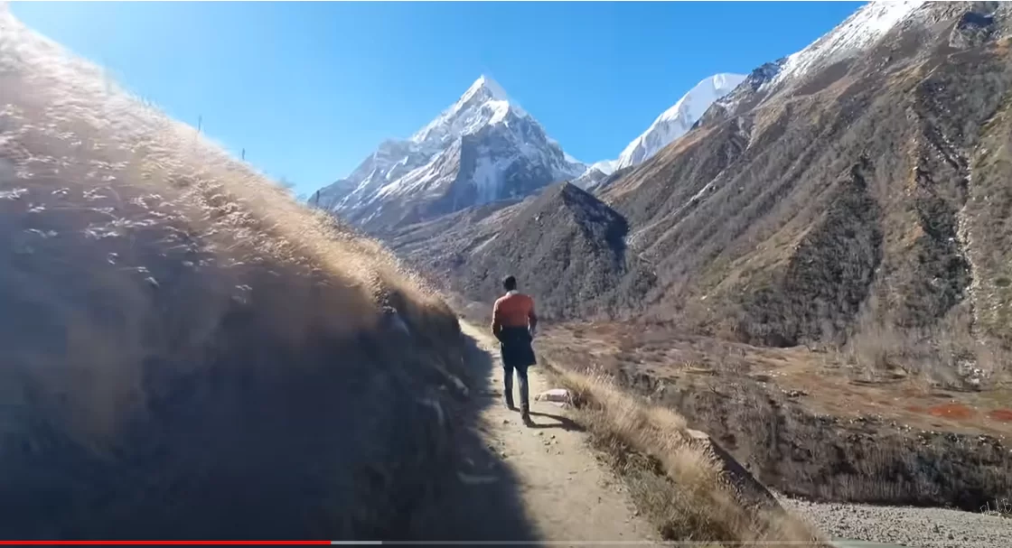 gangotri by tempo traveller