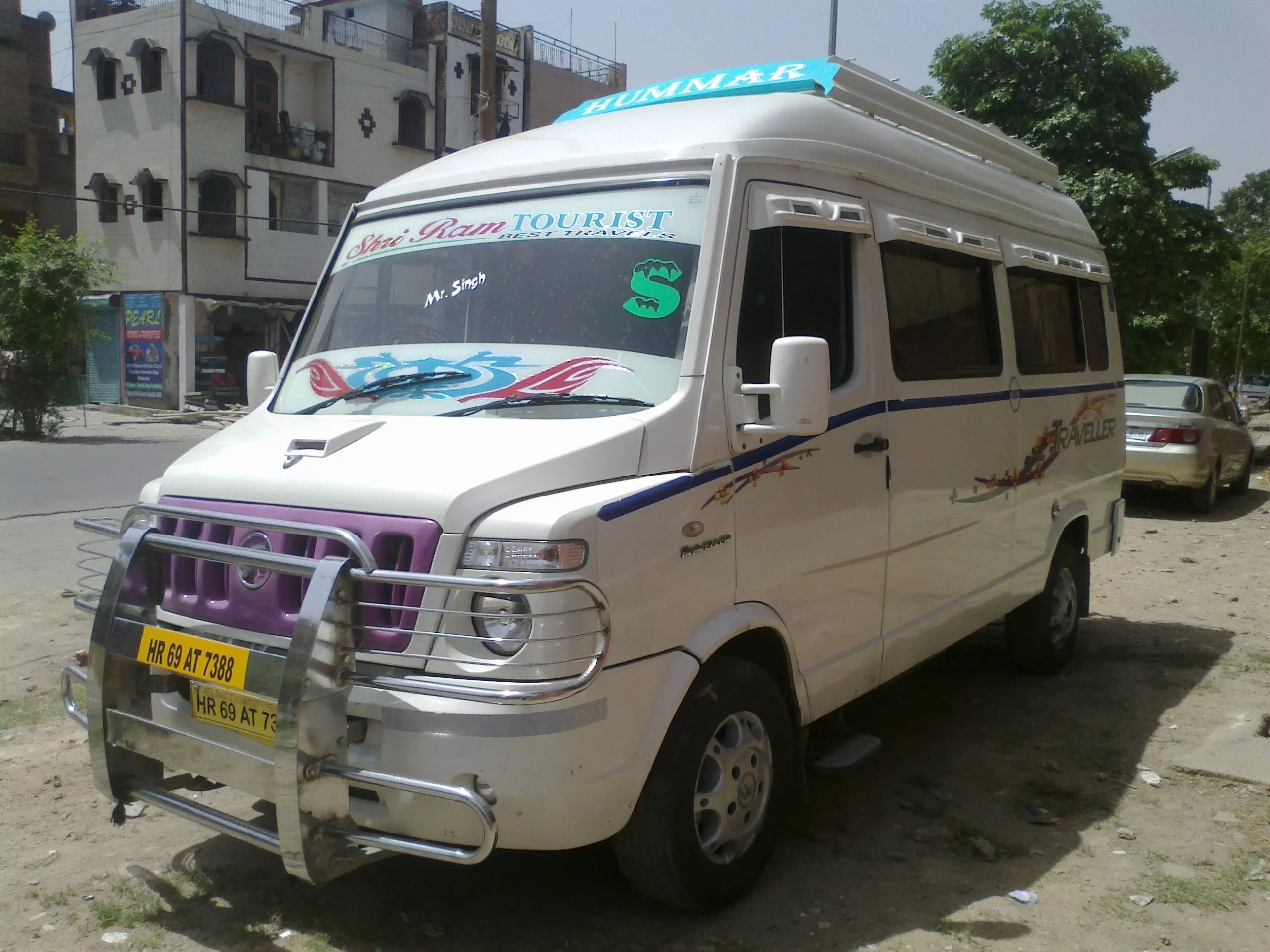 9 Seater Tempo Traveller