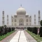 hire tempo traveller to agra